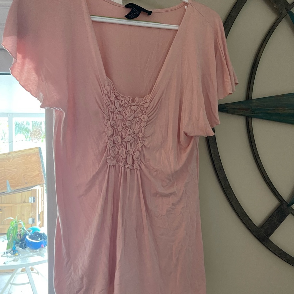 Women’s pink shirt, cable and gauge, medium